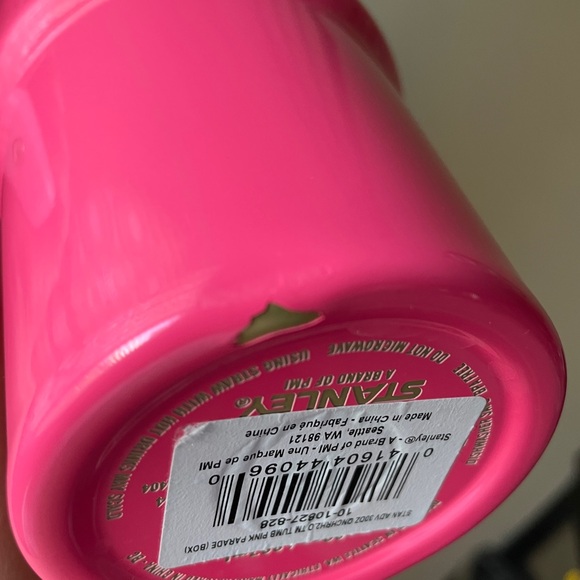Stanley Pink Parade 30oz - Picture 6 of 6
